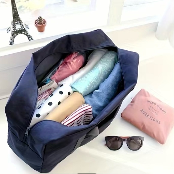 NWT Wind Blows River Flows created by travel bag in pink. - Picture 7 of 9